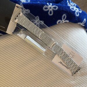 Stainless Steel Replacement Watch Band - Silver